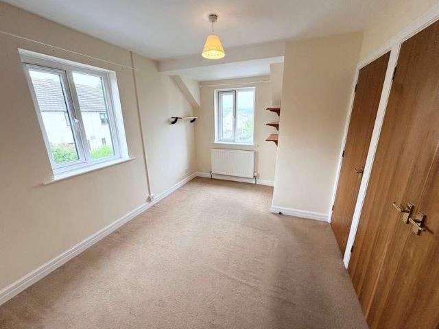 Howe Bank Close, Kendal, LA9