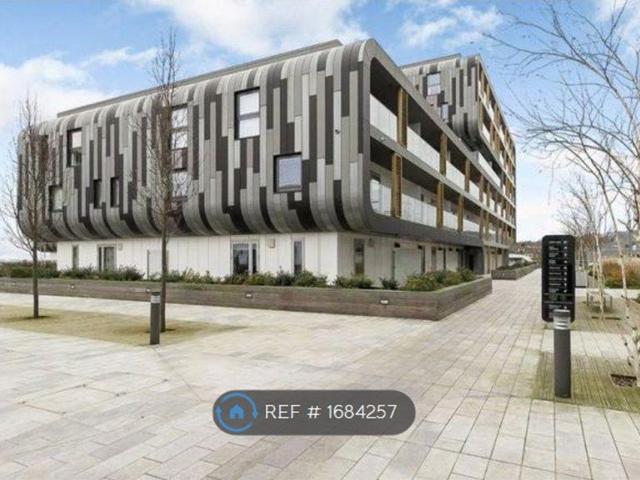 Howe House, London SE18, 2 bed flat to rent, £2,000 pcm | PrimeLocation
