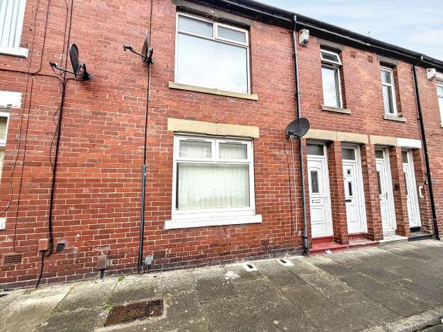 Howe Street, Hebburn NE31, 2 bed flat to rent, £695 pcm | PrimeLocation