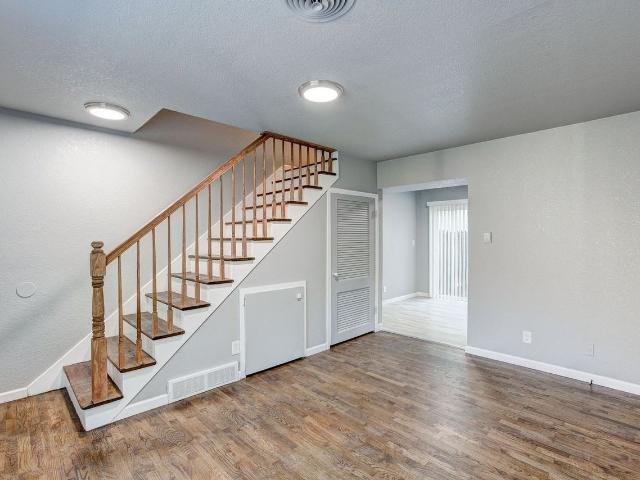 Howes Townhomes 2 Bedroom Apartment for Rent at 526 S Howes St, Fort Collins, CO 80521 University North
