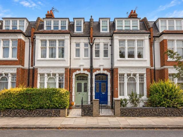 Howitt Road, Belsize Park, NW3 3 bed duplex to rent £5,000 pcm £1,154 pw