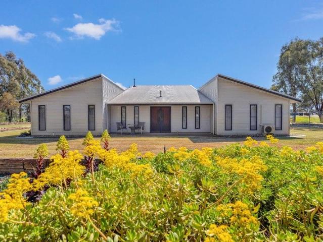 How's the Serenity Eye catching 5.26 Acre Property