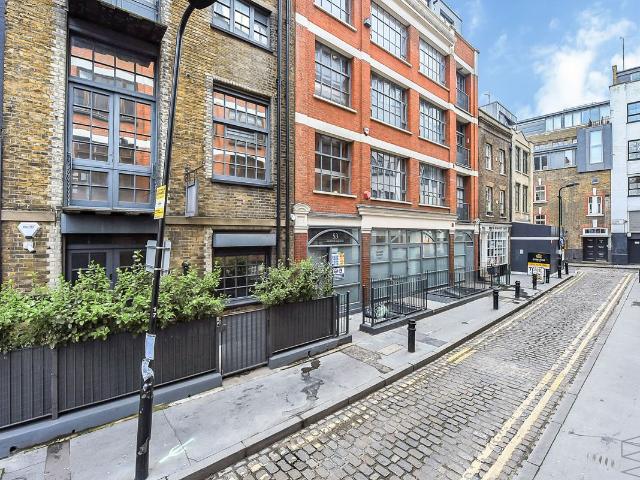 Hoxton Square, Shoreditch N1, 3 bed flat to rent, £7,500 pcm | PrimeLocation