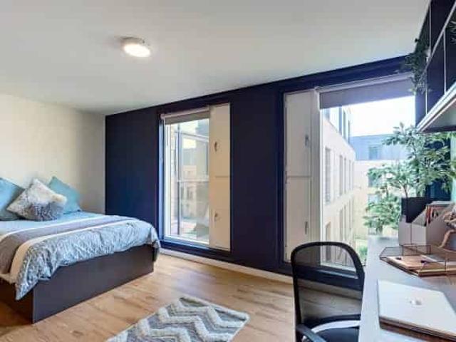 Hox Park, Egham Student Accommodation | Amber