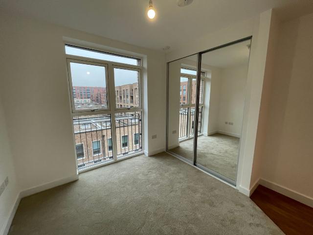 Hoy Close, London NW9, 1 bed flat to rent, £1,700 pcm | PrimeLocation