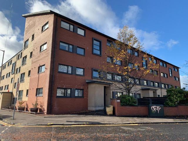HMO Couper Street 4 bed duplex to rent £2,240 pcm £517 pw