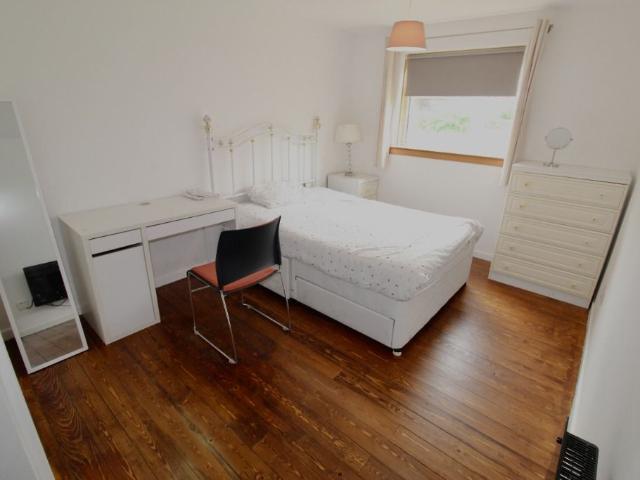 HMO St Mungo Ave, Townhead G4, 4 bed flat to rent, £2,400 pcm | PrimeLocation