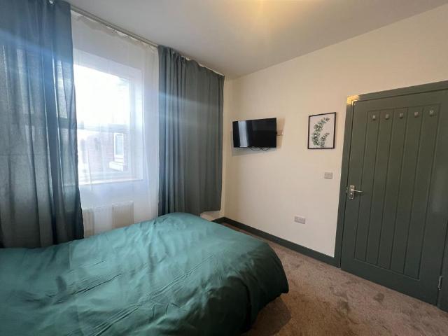 HMO Room 4, 7 Warmsworth Road 1 bed in a house share to rent £520 pcm £120 pw