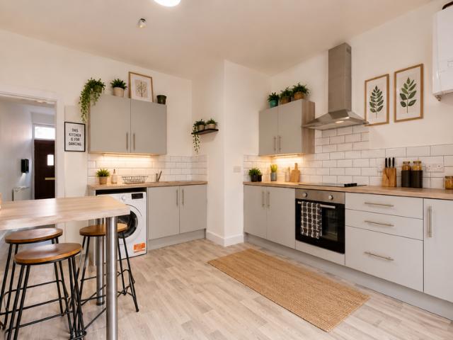 HMO Room 5, Elmfield Road 1 bed in a house share to rent £498 pcm £115 pw