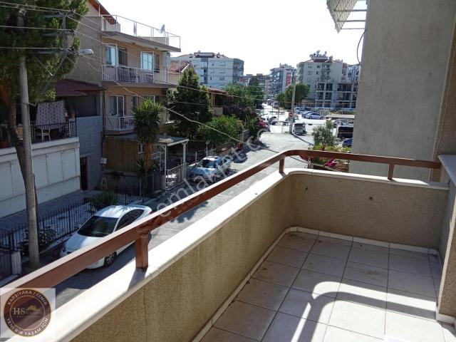 Hs'den Ataşehir'de Merkezi Konumda Doğalgazlı, Masrafsız Kiralık