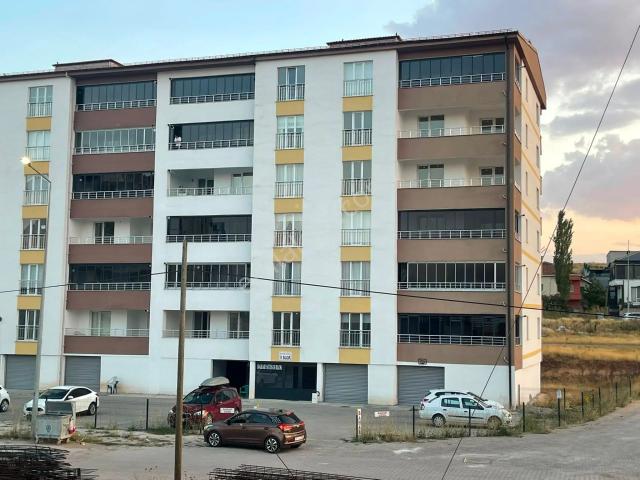 Hsk Rönesans Emlaktan 4+1 Garajlı Full Yapılı Daire