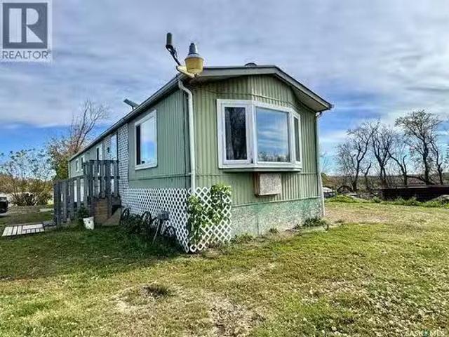 Hwy 2 South Acreage, Prince Albert Rm No. 461, SK, S6V 5P9 h.
