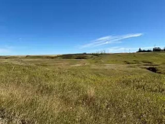 Hwy 9 Rr 19 5A, Rural Starland County, AB, T0J 2B0 vacant la.