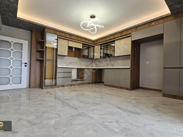 HTC'den SIFIR ÇİFTBALKON İŞÇİLİK HARİKASI GENİŞ OTURUM 3+1