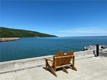 House for rent in Charlevoix-est