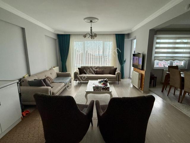 Humax. teyyaredüzü'nde 3+1 135m2 Manzaralı Satılık Daire