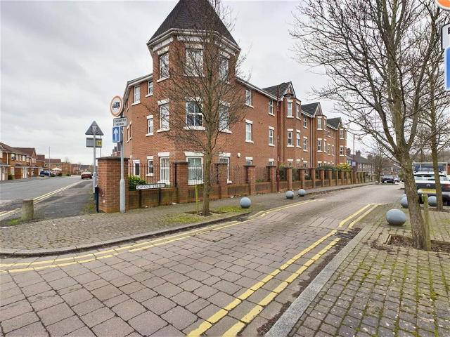 Humbert Road, Etruria, Stoke On Trent ST1, 2 bed flat to rent, £850 pcm | PrimeLocation