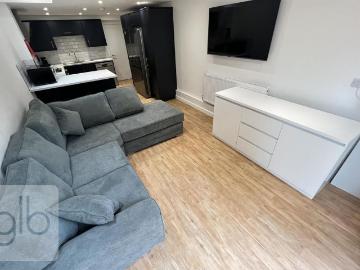 Humber Avenue, Coventry CV1, 5 bed shared accommodation to rent, £2,500 pcm | PrimeLocation
