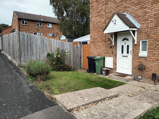 Humber Gardens, Southampton SO31, 1 bed end terrace house to rent, £1,100 pcm | PrimeLocation