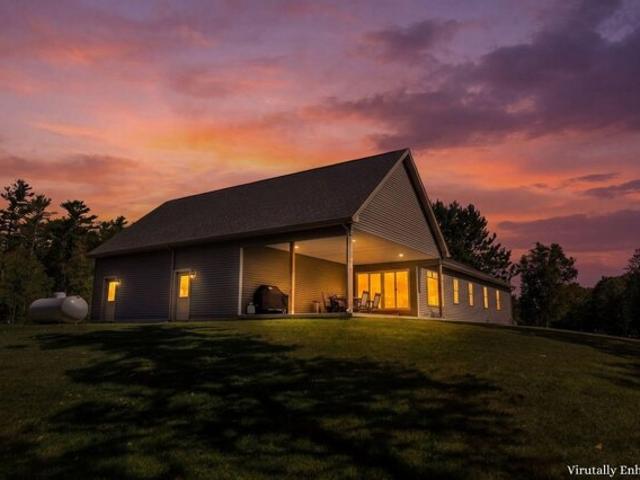 Humphrey Ln, Saint Albans, Home For Sale