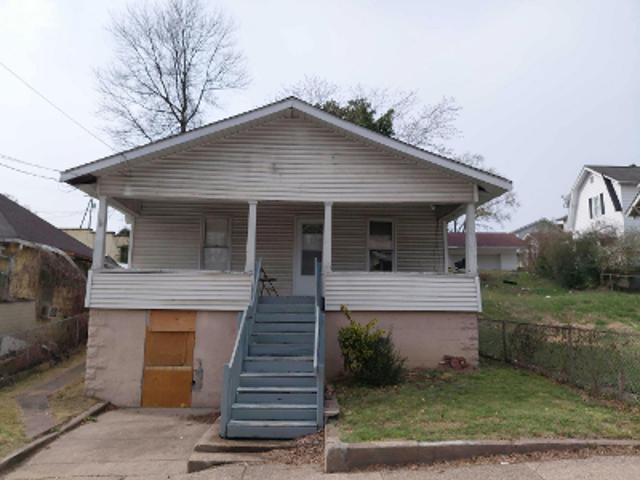Hunt Ave