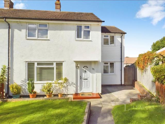 Hunt Road, TN10 4 bed semi detached house to rent £2,250 pcm £519 pw