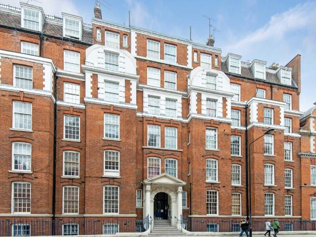 Hunter Street, Jenner House WC1N, Studio to rent, £2,000 pcm | PrimeLocation