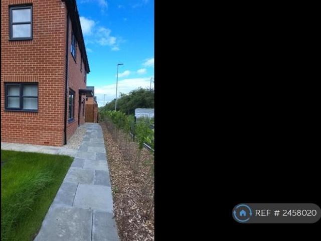 Hunters Nook, Leeds, LS14 4 bed detached house to rent £2,250 pcm £519 pw