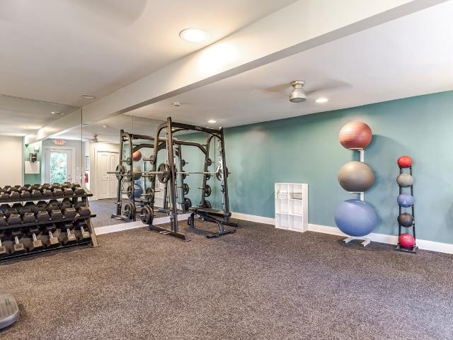 Hunter's Chase Apartments 2 Bedroom Apartment for Rent at 5200 Hunt Master Dr, Midlothian, VA 23112