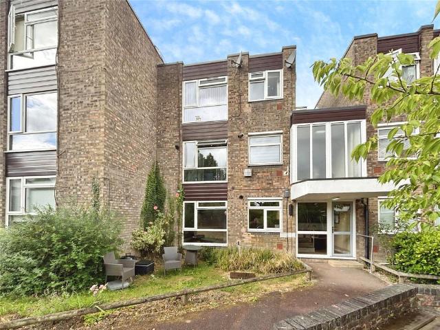 Hunters Court Showfields Road, Kent TN2 1 bed flat to rent £1,000 pcm £231 pw