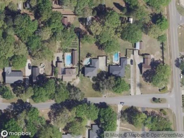 Hunters Ridge Dr