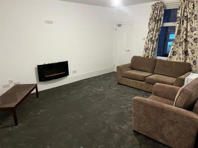 Hunters Road, Spital Tongues, NE2 3 bed flat to rent £1,625 pcm £375 pw