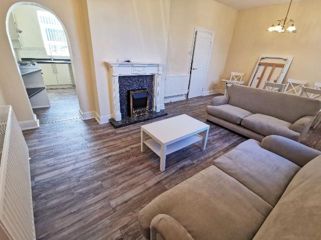 Hunters Road, Spital Tongues, Newcastle Upon Tyn NE2, 2 bed maisonette to rent, £1,200 pcm | PrimeLocation