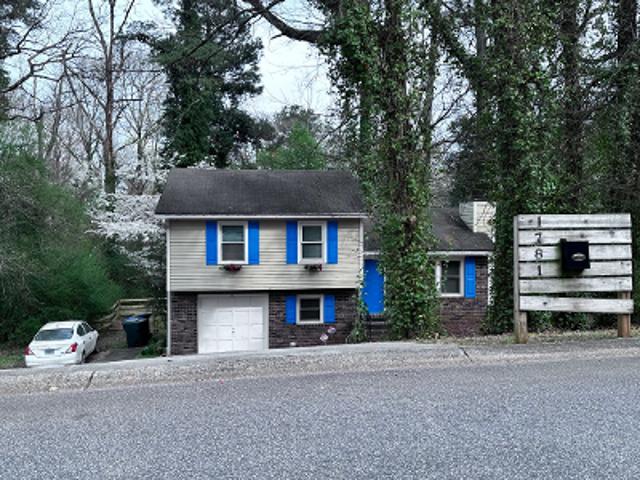 Hunting Creek Ln SE