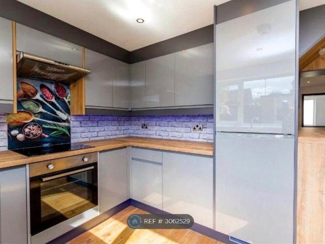 Huntingdon Close, Newcastle Upon Tyne NE3, 2 bed semi detached house to rent, £1,100 pcm | PrimeLocation