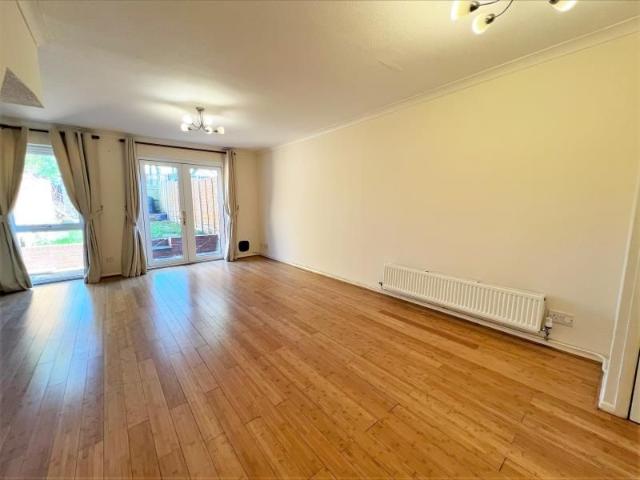 Huntingdon Road, Woking 3 bedrooms Property for lettings Seymours