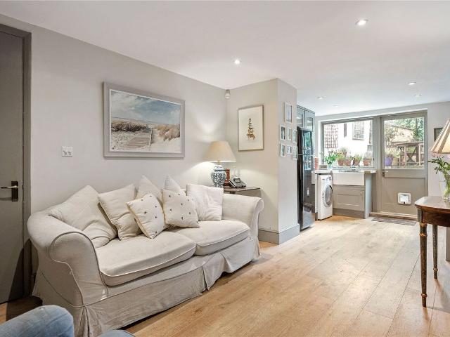 Huntingdon Street, London N1, 2 bed flat to rent, £3,150 pcm | PrimeLocation
