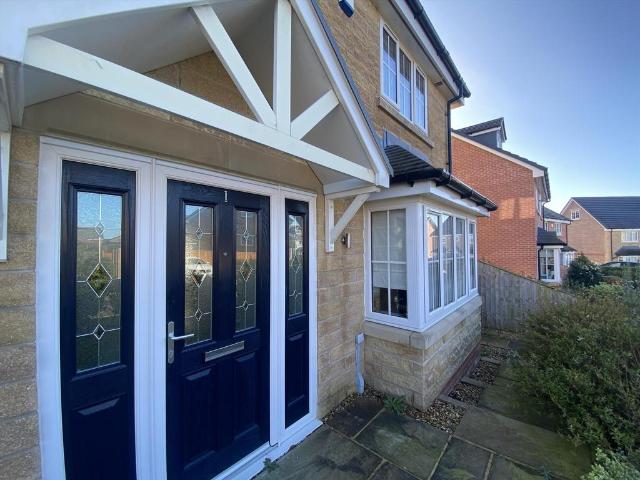 Huntington Close, Preston PR3 5 bed detached house to rent £1,950 pcm £450 pw