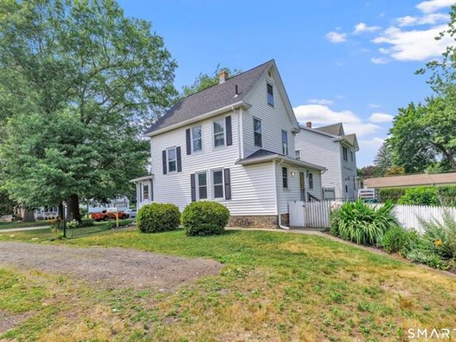 Huntington Rd, Stratford, Home For Sale