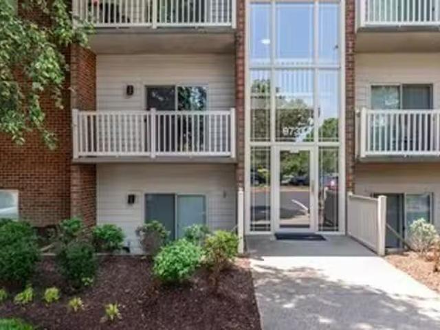 Huntington Square Apartments, 9741 Clocktower Lane, Kings Cont.