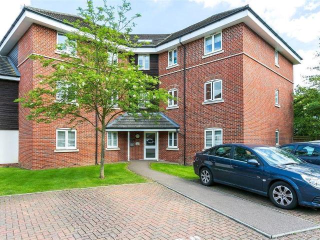 Hunton Bridge, Kings Langley WD4 2 bed apartment to rent £1,545 pcm £357 pw