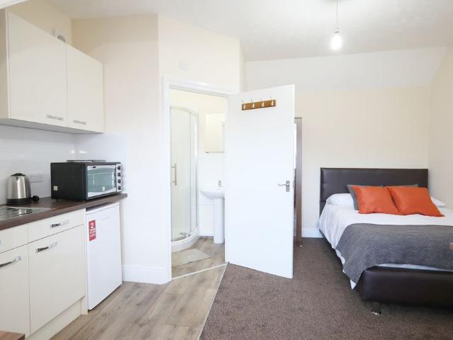 Hunton Road, Erdington B23, 2 bed shared accommodation to rent, £725 pcm | PrimeLocation