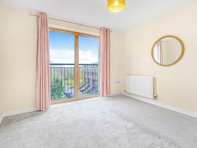 Huntley Crescent, Milton Keynes MK9, 2 bed flat to rent, £1,450 pcm | PrimeLocation