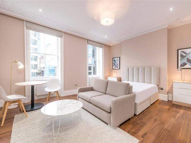 Huntley Street, Bloomsbury, London, WC1E Studio to rent £2,535 pcm £585 pw
