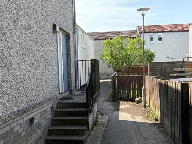 Huntly Court, Kilmarnock, Ayrshire KA3, 2 bed terraced house to rent, £725 pcm | PrimeLocation
