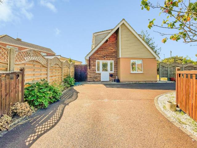 Hunts Pond Road, Park Gate, Southampton SO31, 4 bed detached house to rent, £2,250 pcm | PrimeLocation