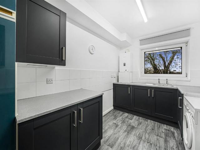 Hungerdown, North Chingford E4, 1 bed flat to rent, £1,400 pcm | PrimeLocation