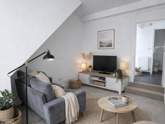 Hungerford Road, Bath BA1 3 bed house to rent £869 pcm £201 pw