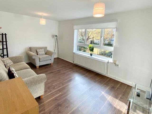 Hungerford Road, London, N7 2 bed flat to rent £2,650 pcm £612 pw
