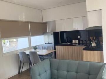 Rumah dijual di Plombokan - Taman, Gym